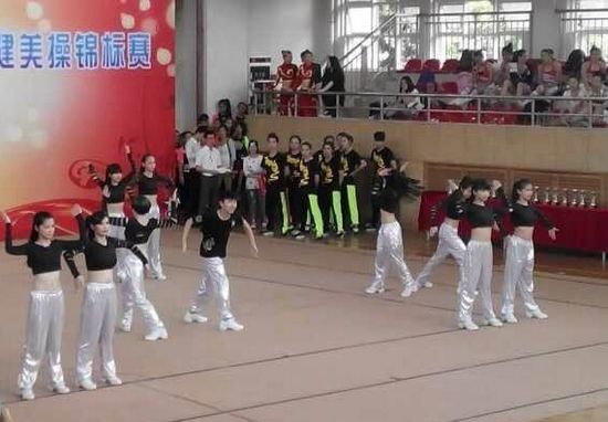 QQ图片20140506111211健美操.jpg